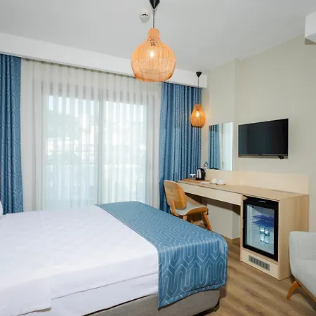 Uno Elegance * Gulluk