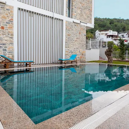 Uno Elegance غولوك