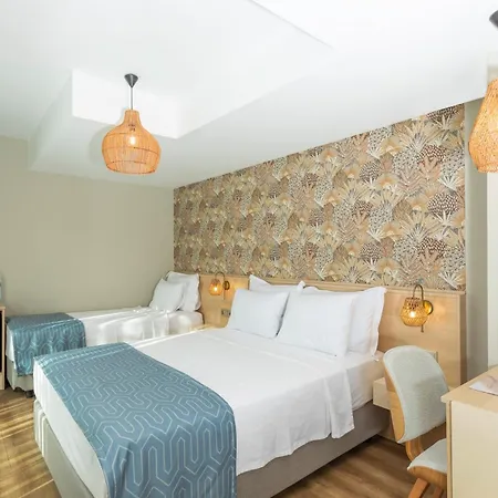 Uno Elegance فندق *