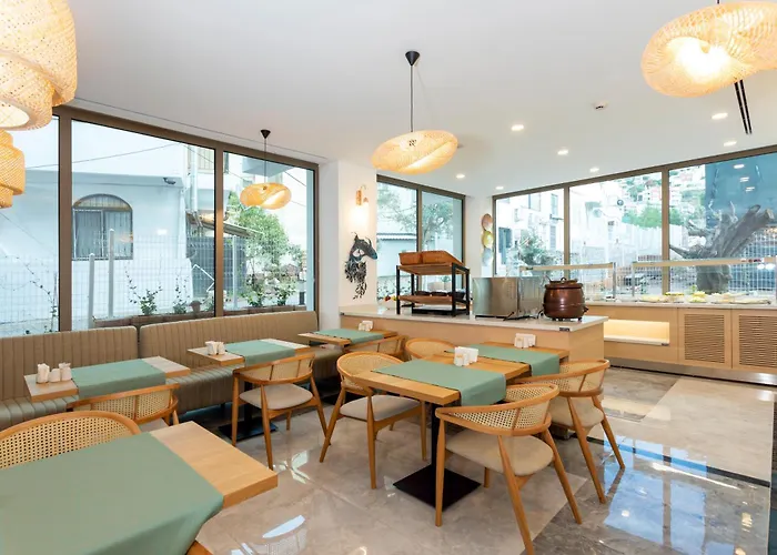 Uno Elegance * Gulluk