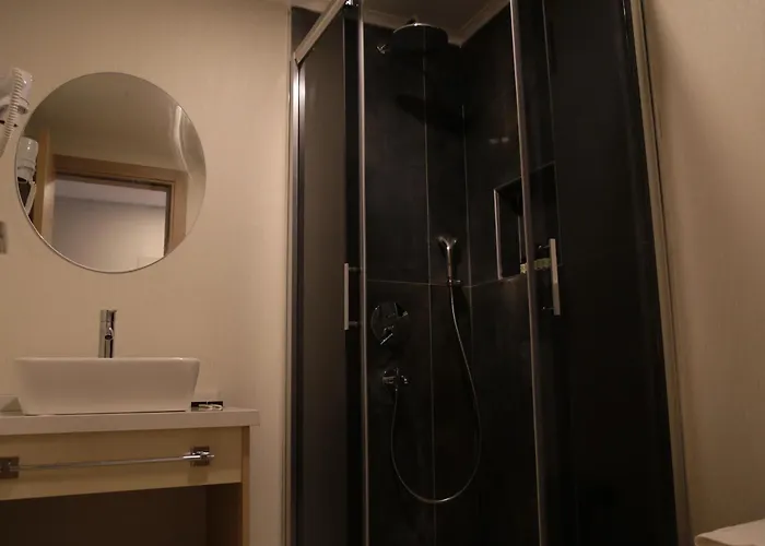 Uno Elegance * Gulluk