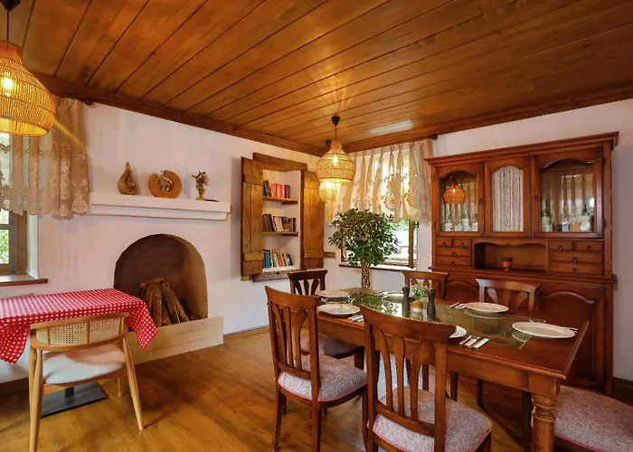 Uno Elegance * Gulluk