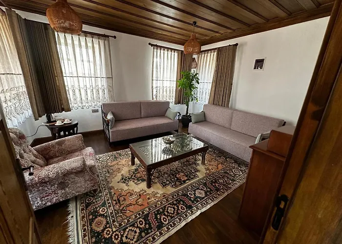 Uno Elegance Hotel Gulluk