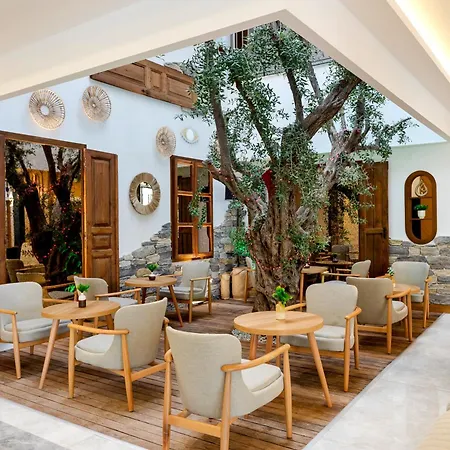 Uno Elegance Hotel Gulluk